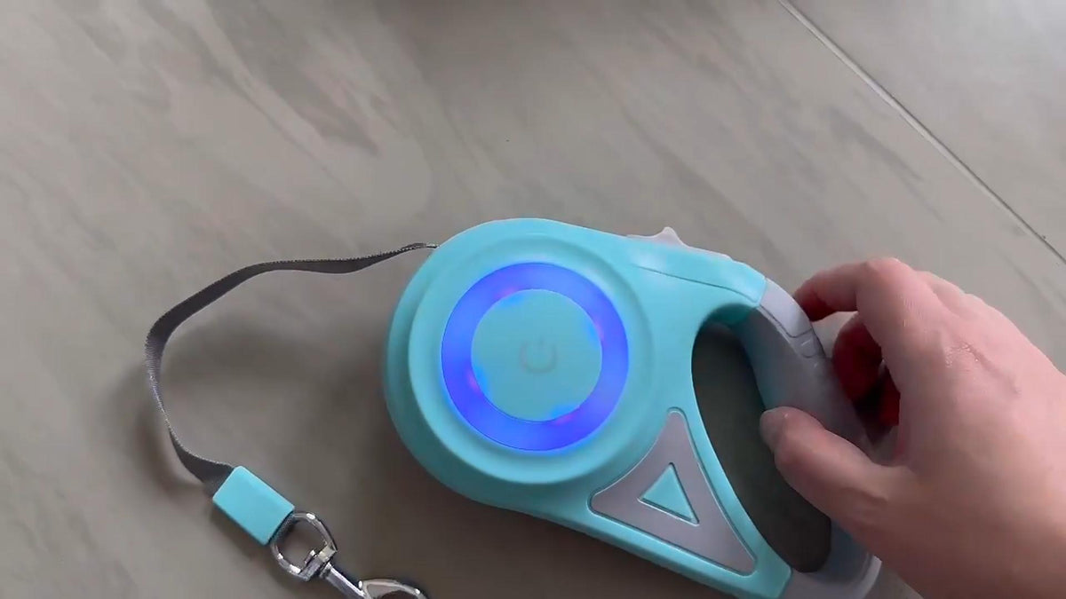 LED Retractable Dog Leash with Spotlight